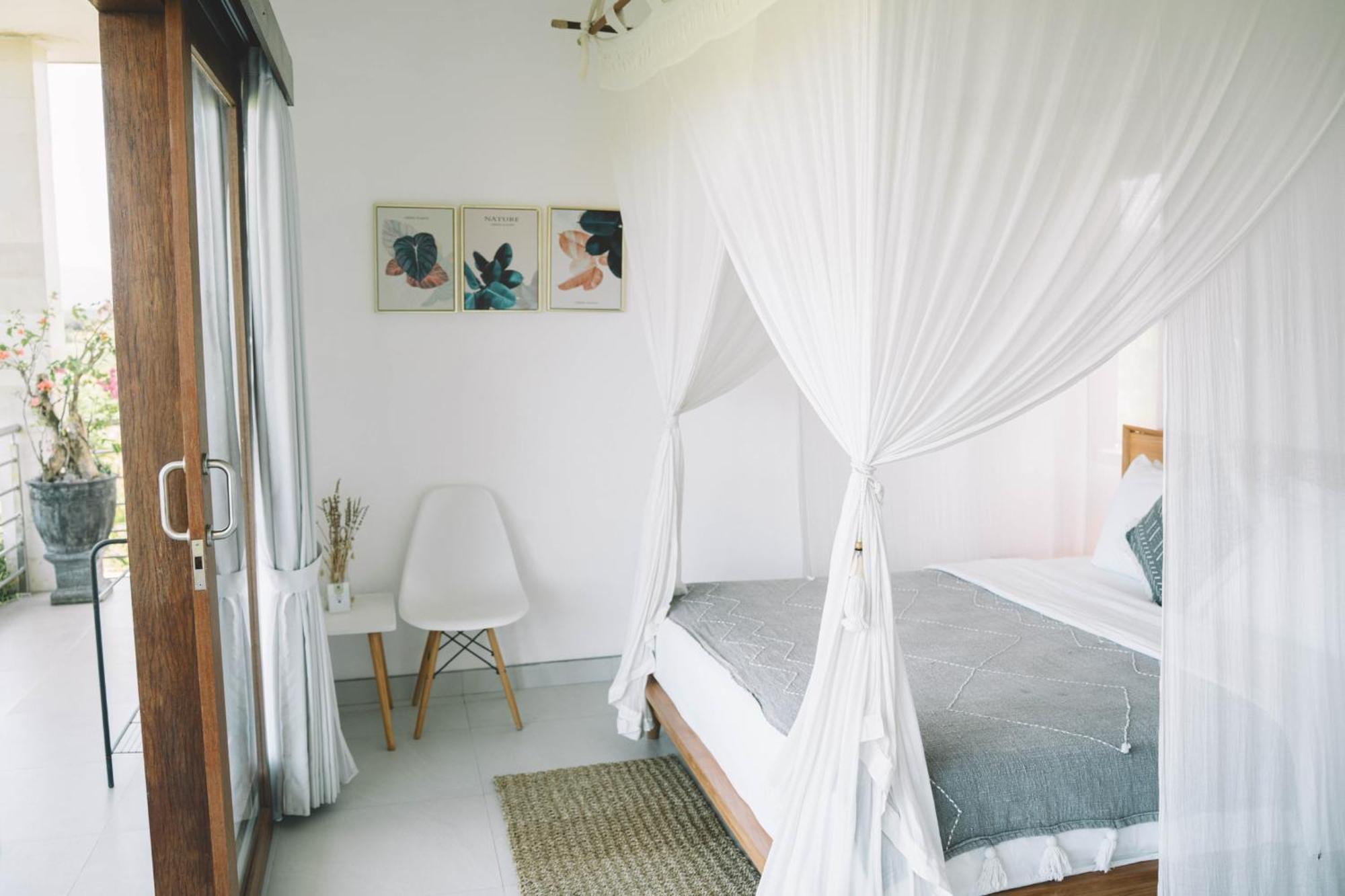 Three Palms Surf & Stay Medewi Airsatang Rom bilde